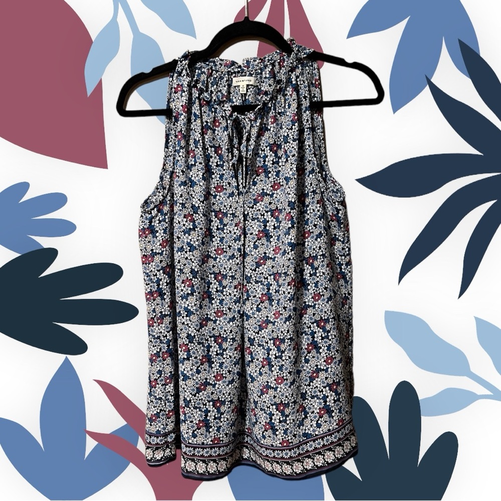 Max Studio Navy/Blue/White/Pink Busy Floral Print Sleeveless Top w/Ruffles
